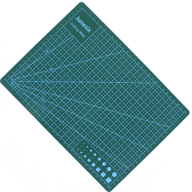 Tapis de découpe en PVC A4 ver - Cutting Mat Self Heal avis et prix